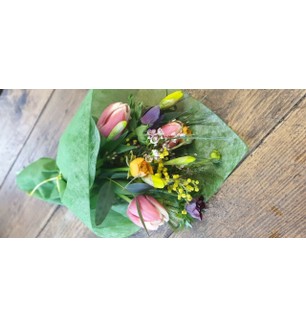 A Spring Bouquet - Petite