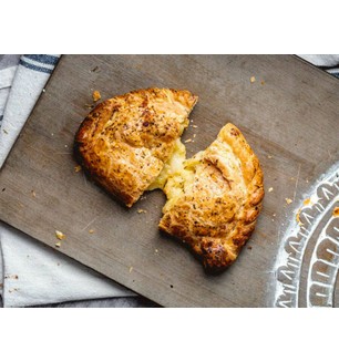 Chunk Devon Cheese and Onion Pasty - 260g Baked