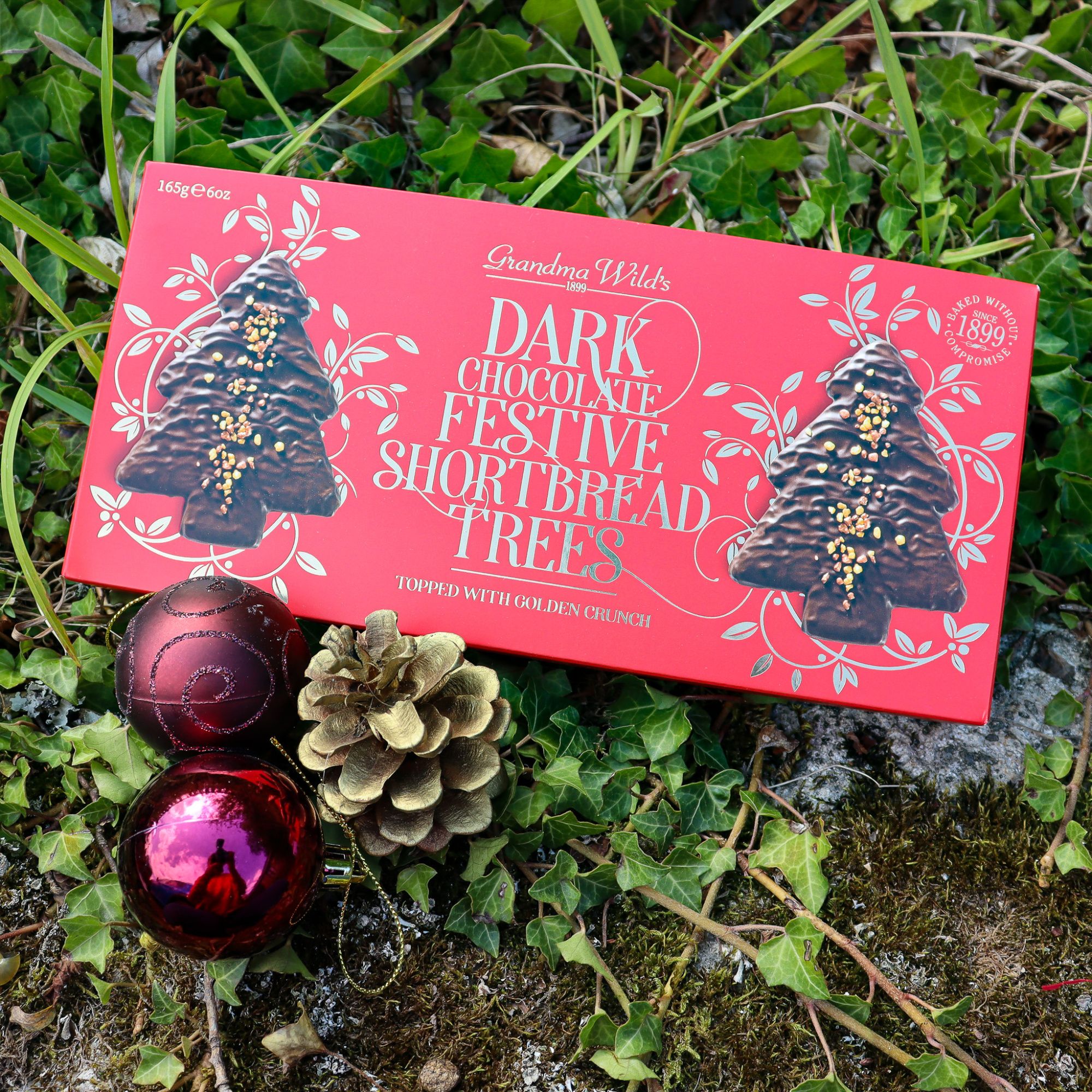 Dark Chocolate Festive Shortbread Trees 165g