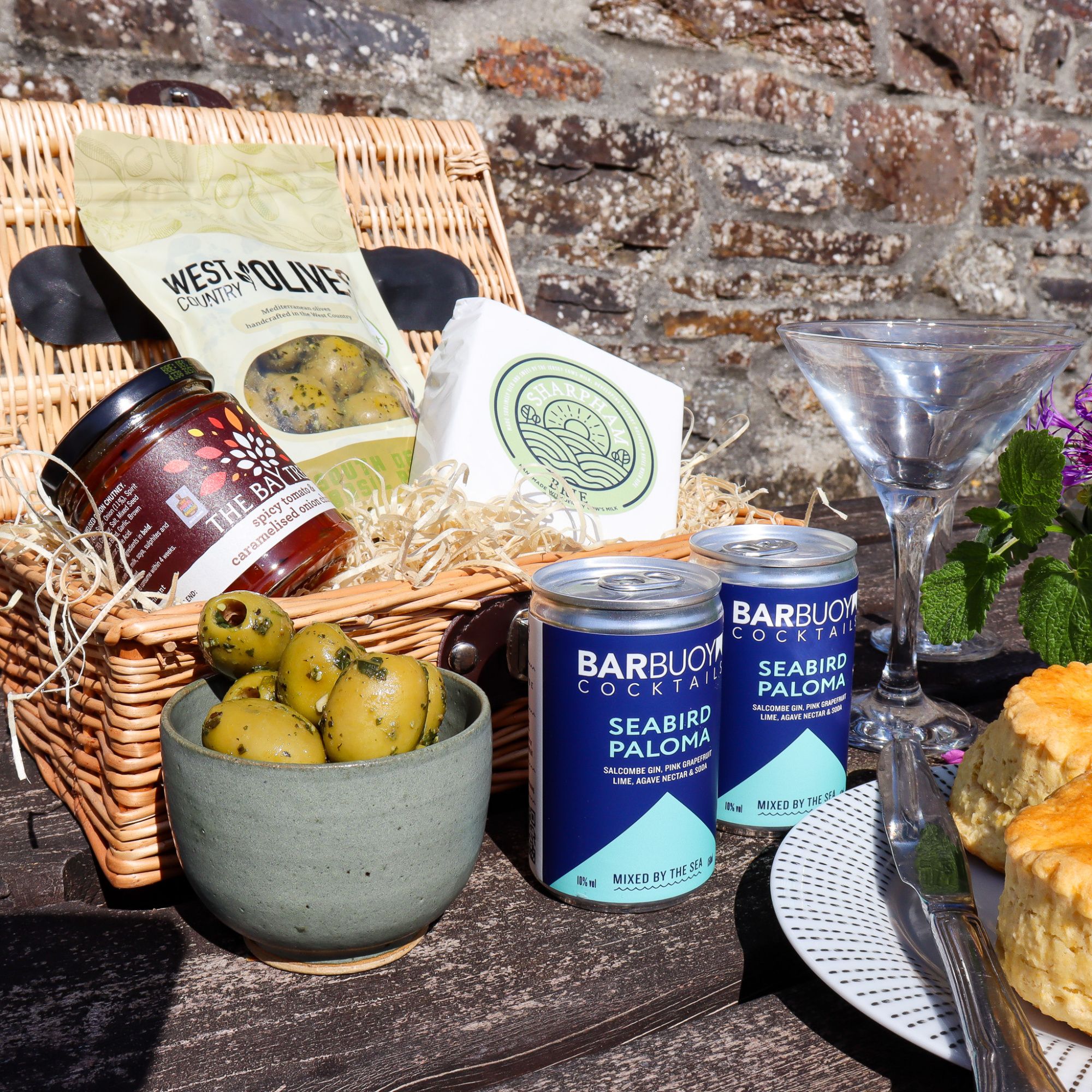 Devon Sunshine Cocktail Hamper - Wicker Hamper