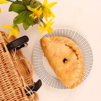 Cornish Steak Pasty 300g