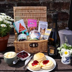 Luxury Cream Tea Hamper