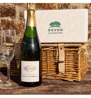 Champagne Baron De Villeboerg Brut - 75cl