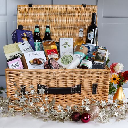 A Taste of Christmas | Luxury Family Hamper Devon UK