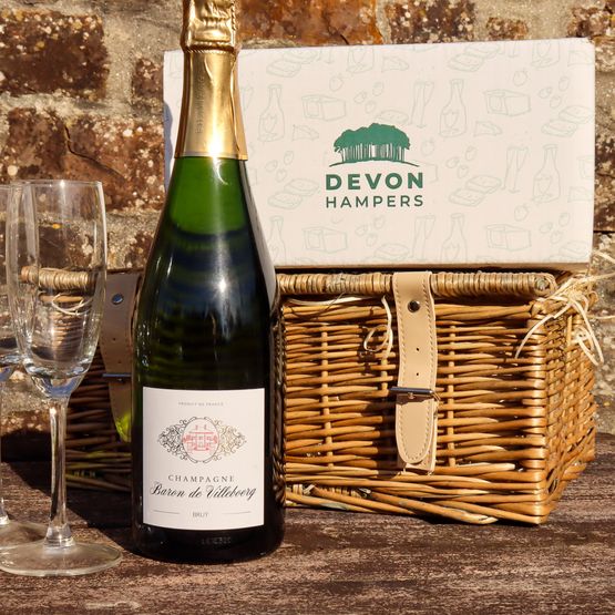 Champagne Baron De Villeboerg Brut - 75cl